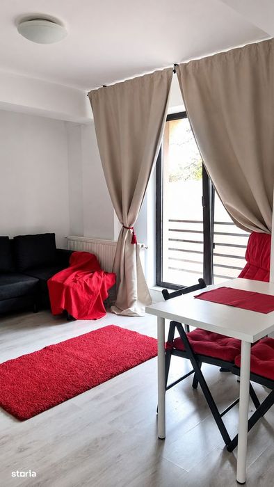 Închiriere Apartament 2 Camere, Zona Pod Constanța — fotografia 1
