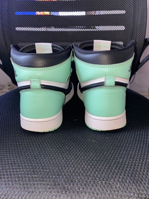 Jordan 1 High Green Glow
