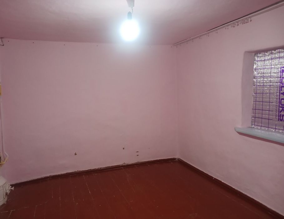 Продаётся дом в Сырдарье. В доме 4 комнаты, баня, кухня отдельно.