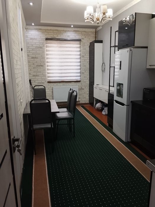 Квартира сотилади 80м/к КРИТИ ЧОРАХАДА 2-хоналик 6-этажда жойлашган