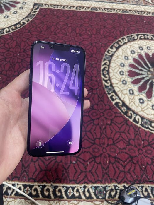 Iphone 13 yangi karobkadan ochilgan