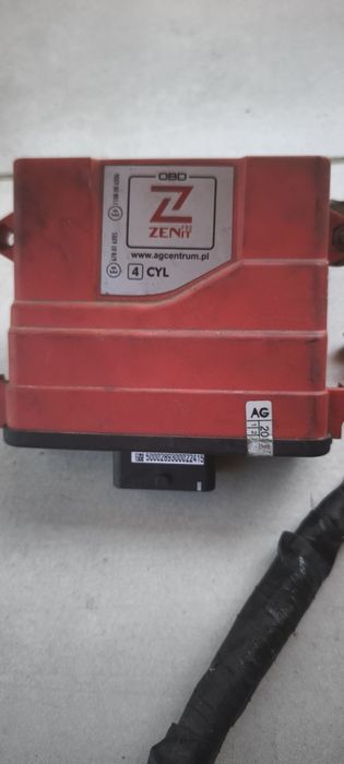 Kit GPL Premium: Calculator ECU Zenit PRO + Injectoare Hana Roșii (4 cil)