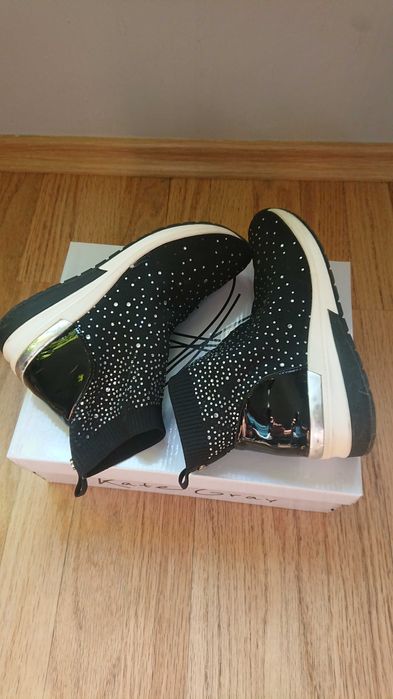 Дамски   обувки.