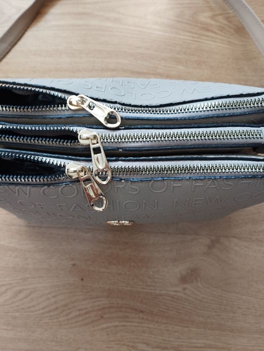 Дамска малка чанта 30лв.