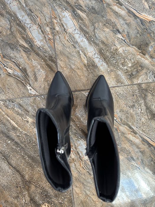 Botine elegante cu toc gros si platforma 39