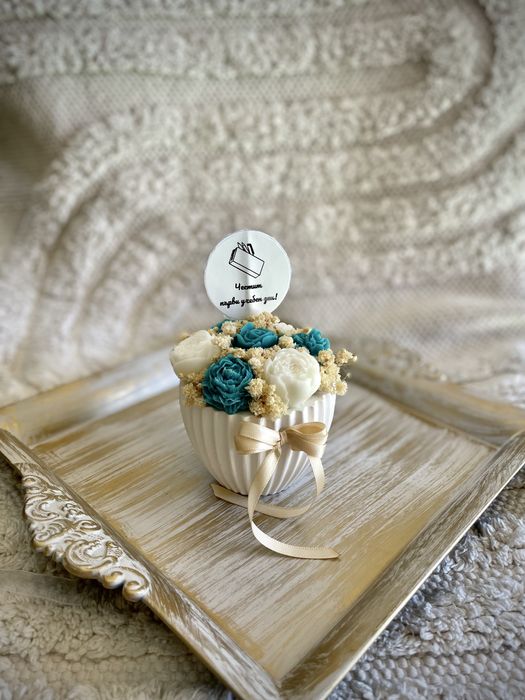 Букети за всеки повод - в кашпа или хартия( лале, роза, слънчоглед