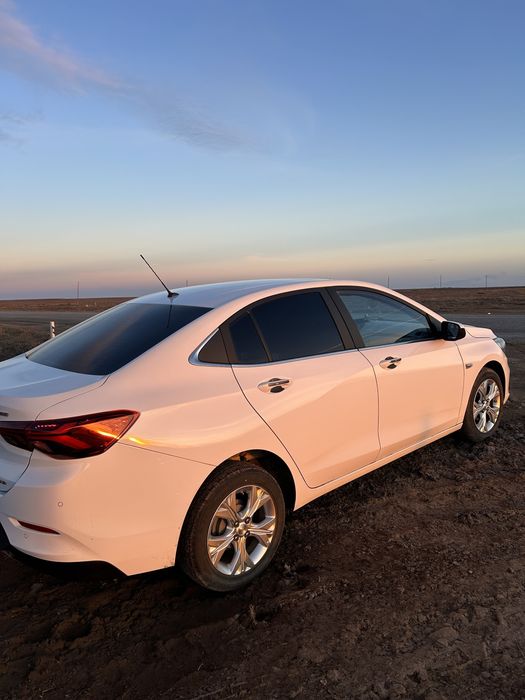 Продаю авто Chevrolet Onix