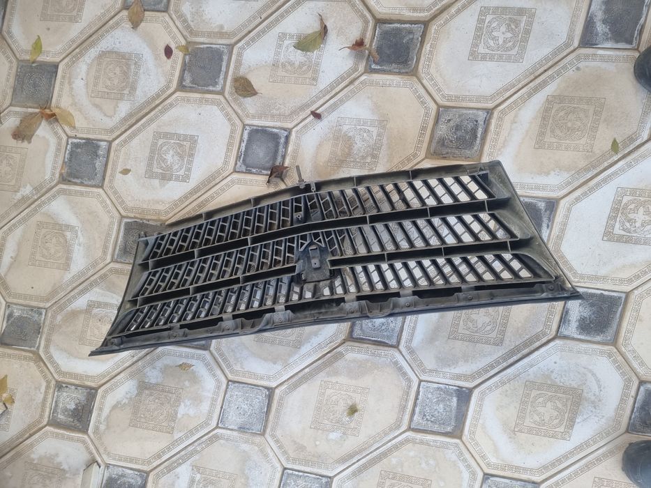 Решетка радиатора