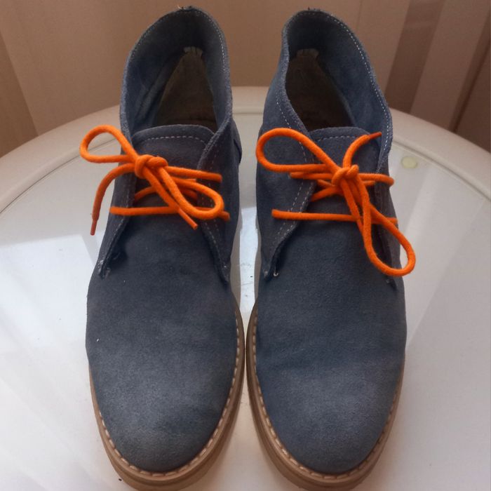 Ghete din piele intoarsa naturală, marca  Benvenuti, nr 38.