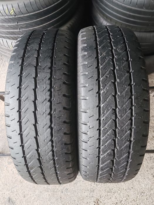 2 cauciucuri 215 60 17c