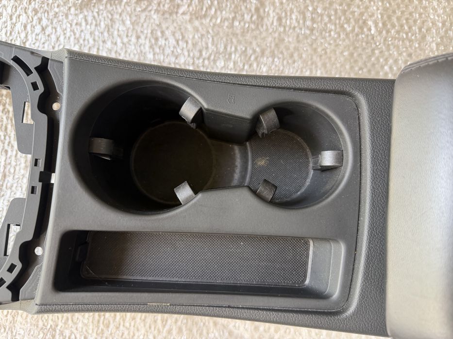 Централна конзола Audi A4/S4 B8/8.5