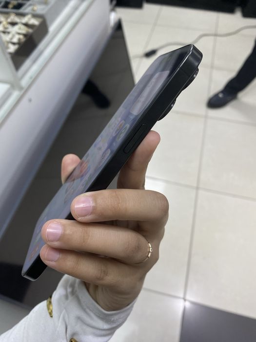 Продаётся iPhone 15 Pro Max в отличном состоянии.