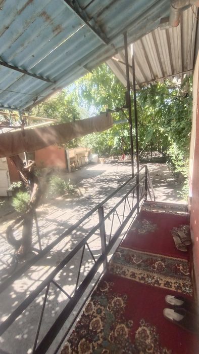 Jar ariqda 5 xonali kvartira