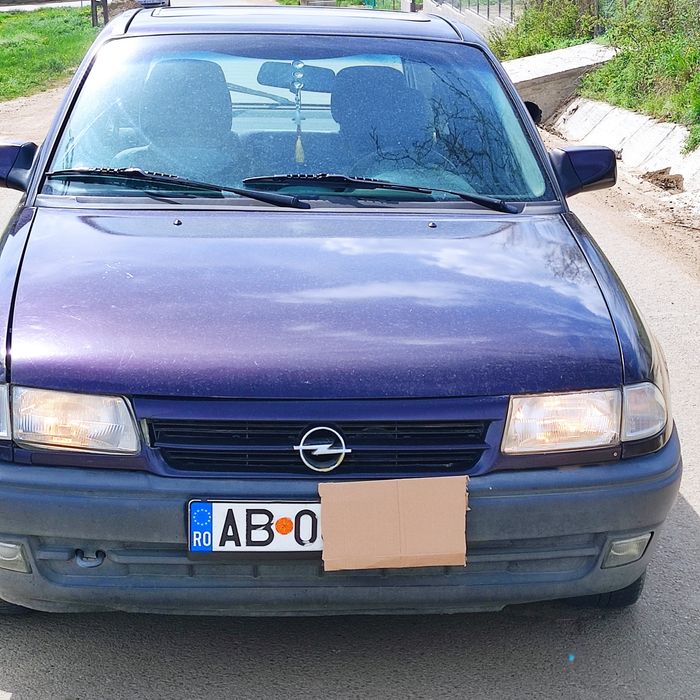 Vând Opel Astra 1994