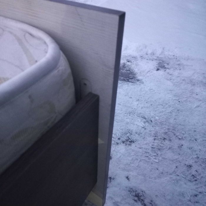 Кровать односпальная