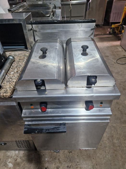 Friteuza inox de putere gaz sau la 380v, cu robinet de golire