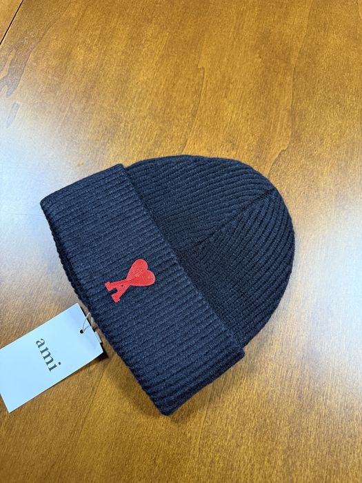 Caciula Fes Ami Paris noua/new unisex