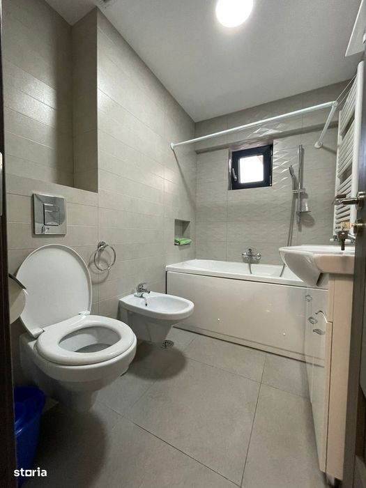 Apartament 3 camere BRD-Piata Mare cu loc de parcare proprietate