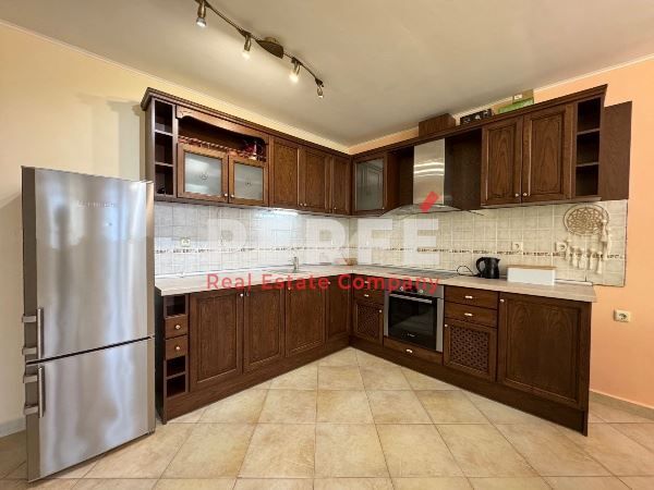 Продава се Тристаен апартамент в Поморие - 130 кв.м за 1154 €/кв.м - Снимка #2