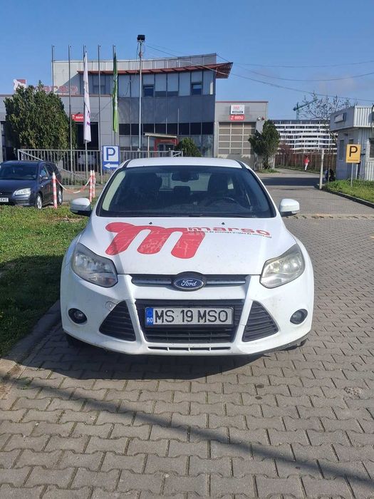 Ford Focus CB8 2014