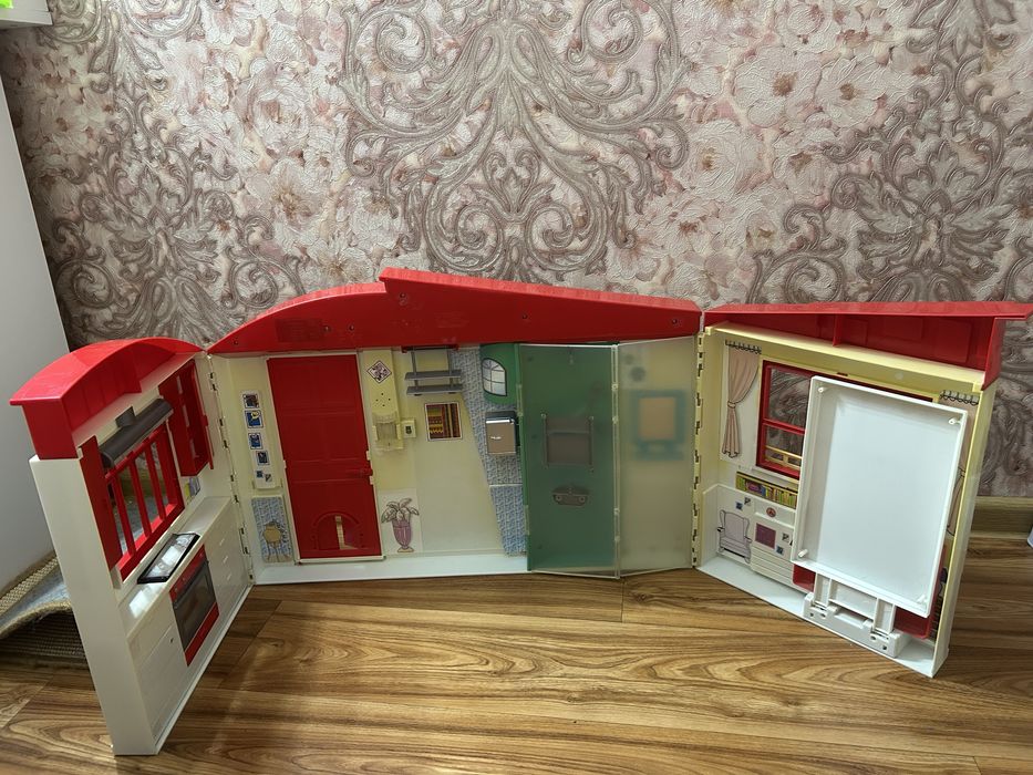 Кукольный домик складной