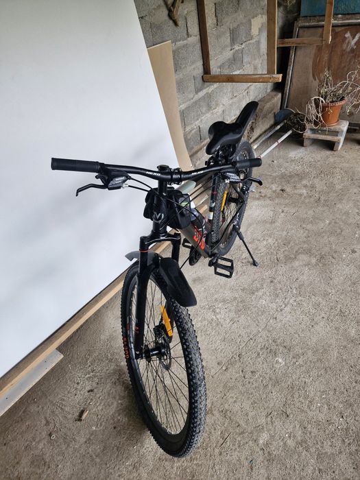 Продаётся велик алюминиевая рама