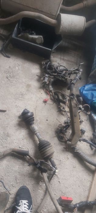 Авторазбор Мазда МПВ на запчасти