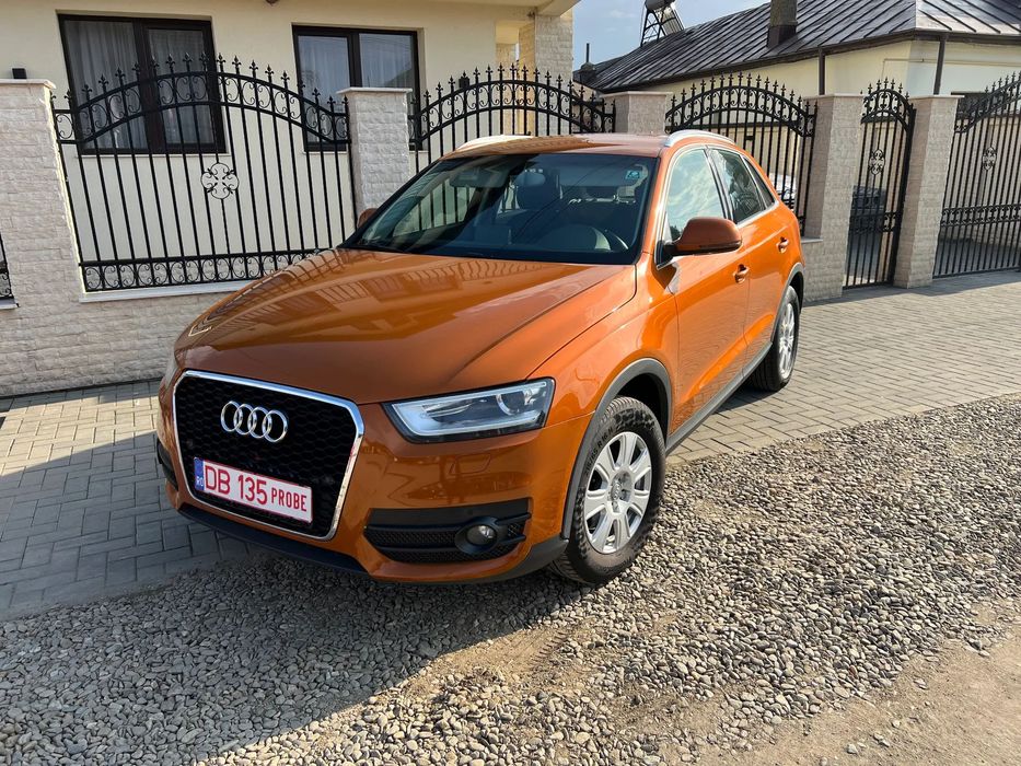 Audi Q3 Xenon , 2 Chei , Navi , FACTURA CU KM ! , GARANTIE