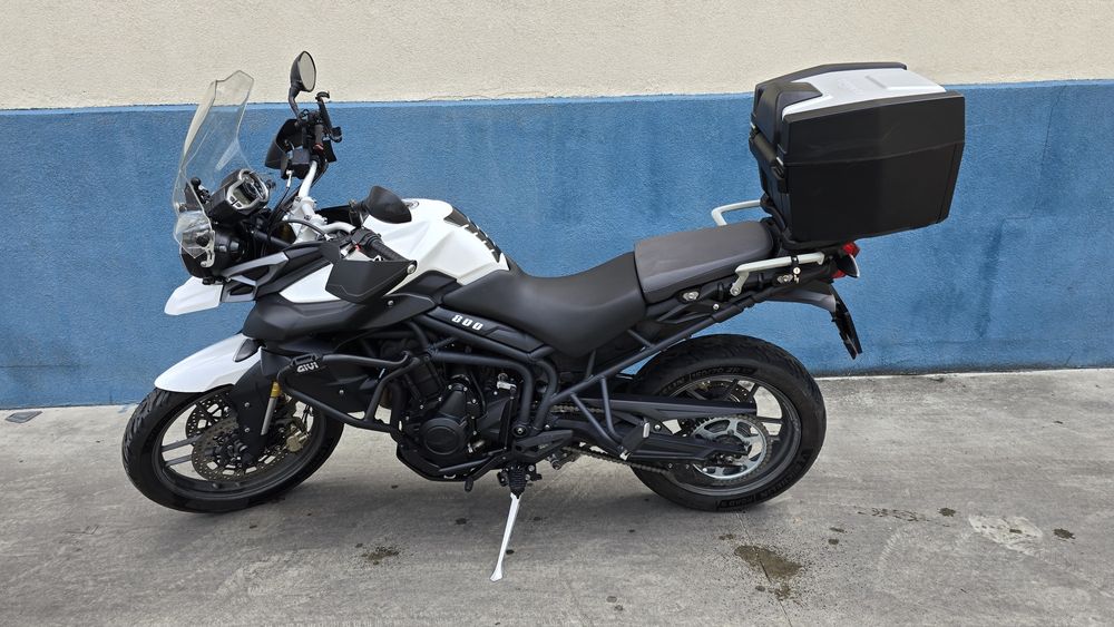 Triumph Tiger 800 impecabil