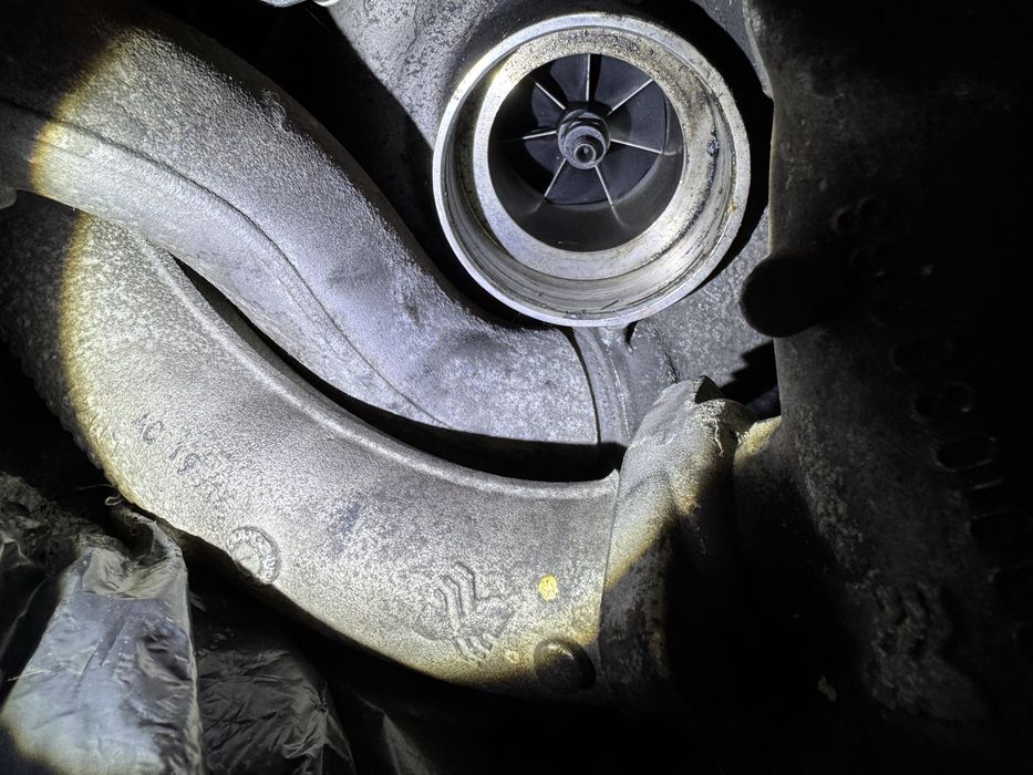 Продавам TwinTurbo от M57 (286 к.с.)