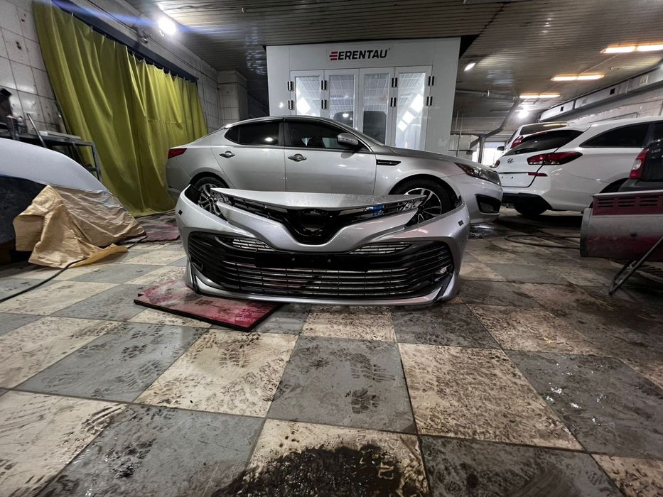 Бампер Тойота камри 70