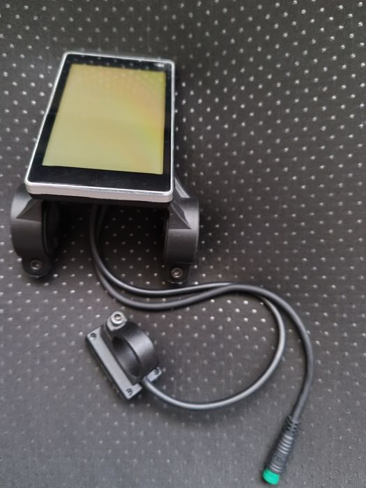 Display pentru bicicleta electrica sau trotineta