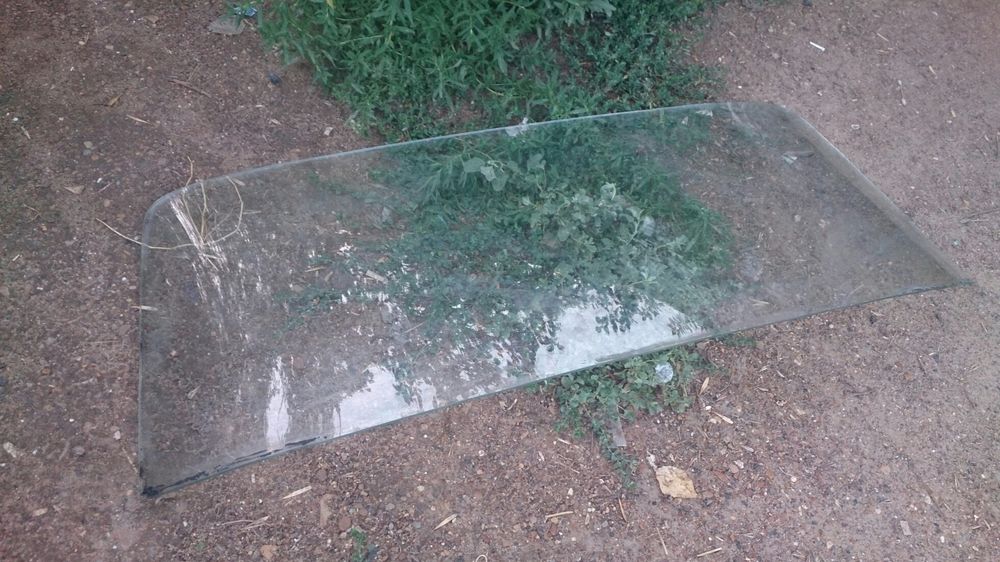 Заднее стекло 2101-07