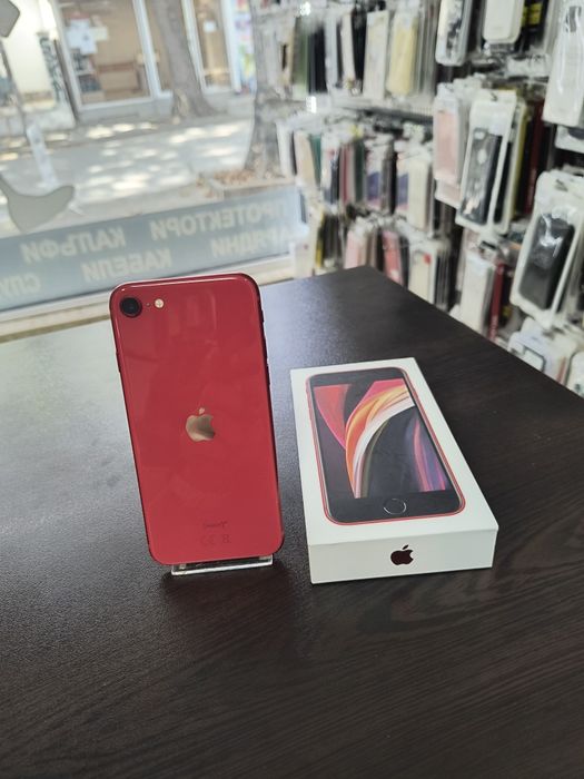 Apple iPhone SE 2020 64GB Red