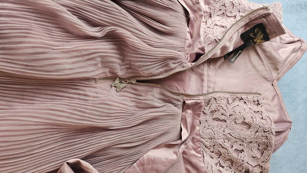 Рокля с тюл Lipsy