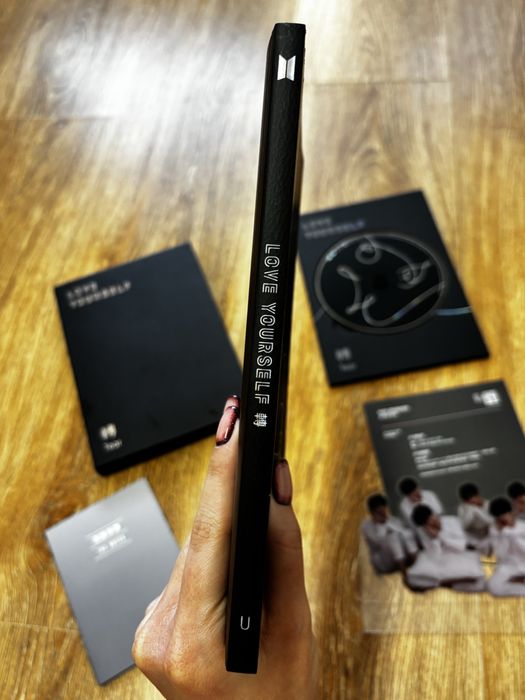 K-Pop албум + снимка