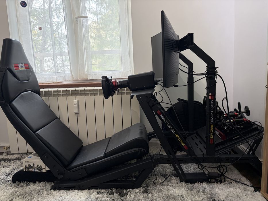 Simulator Racing F-GT in stare perfecta