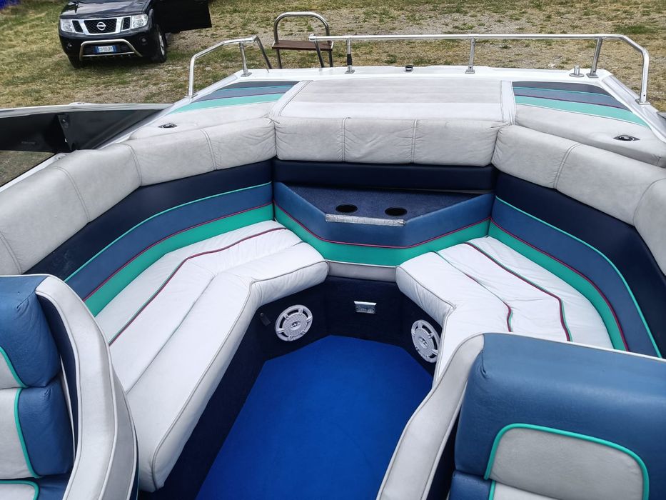 Barca Bayliner cobra 5.7
