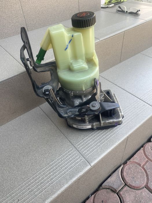 Pompa servo TRW renault master opel movano 491103543R