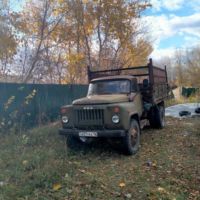Грузовой транспорт Газ 53