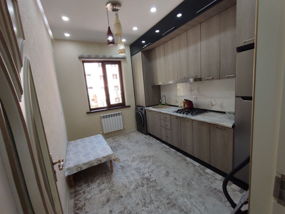 Сдаётся 3 ком. квартира в г.Самарканда. Новостройка