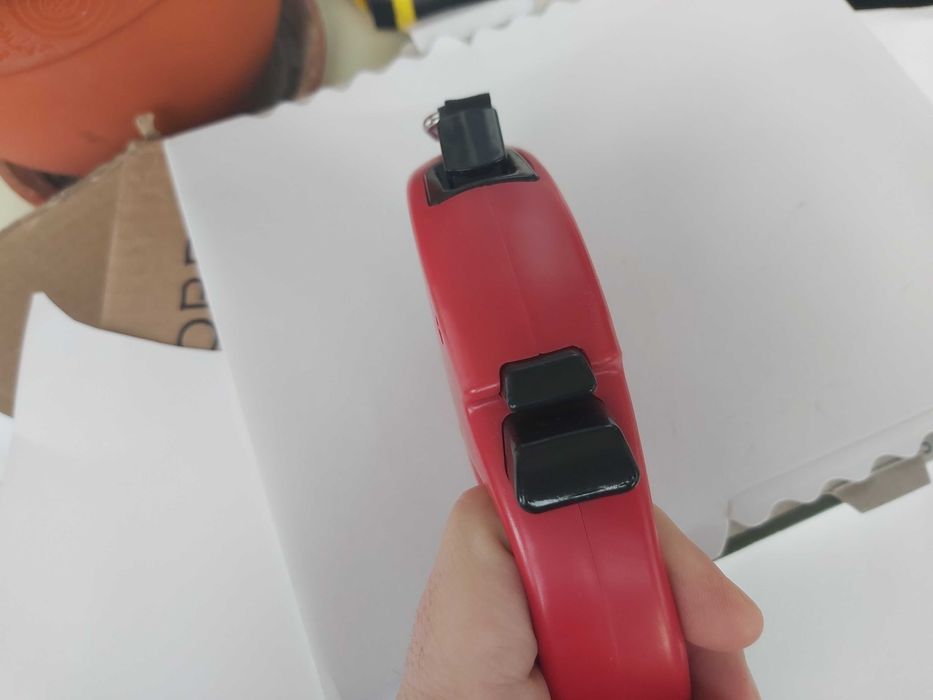 Accesorii caine si pisici (zgarda retractabila 5M)