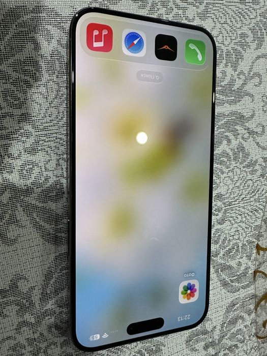 Продам iphone 15 pro max 256gb