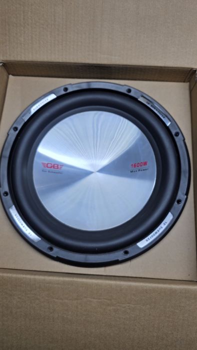 Динамик для сабвуфера.