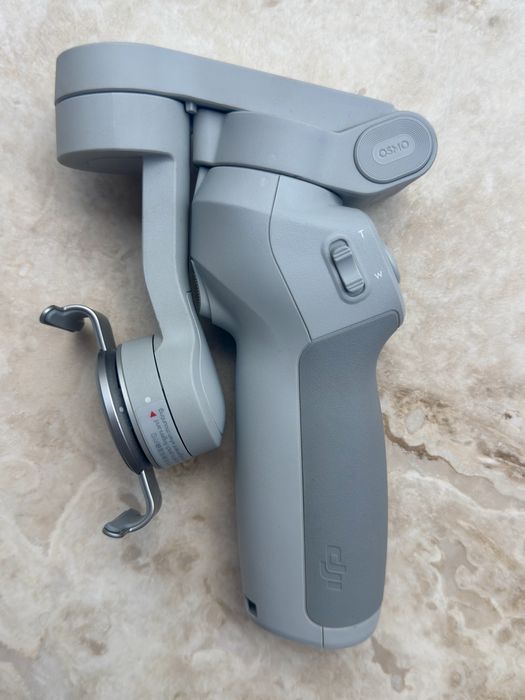 DJI OM 4 Osmo Mobile 4 Gimbal Stabilizator Telefon – Stare Excelentă