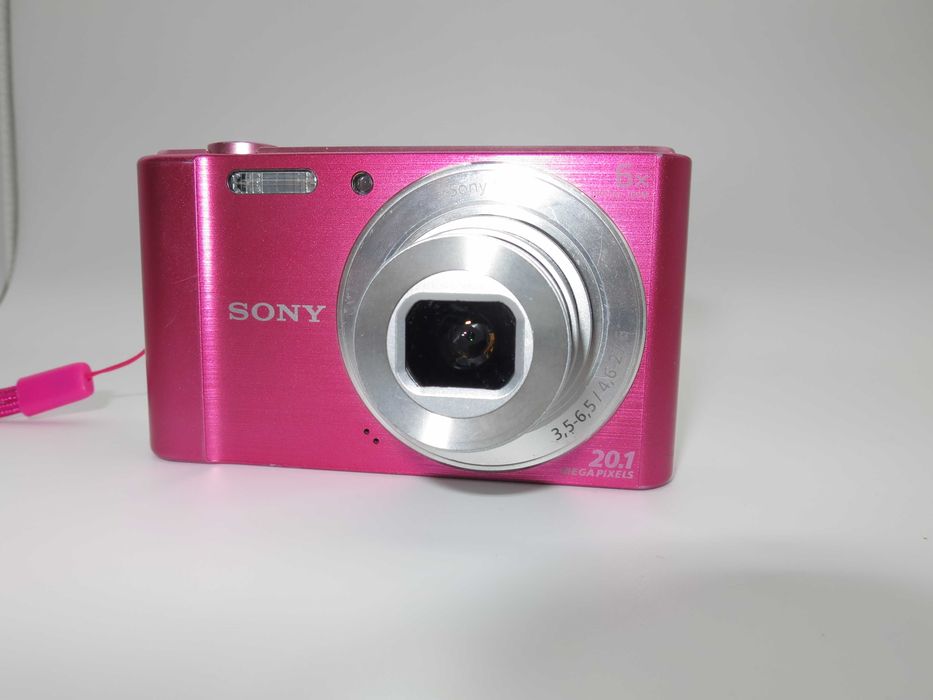 Sony Cyber-shot DSC-W810 ултра компактен цифрова фотоапарат, розова дигитална камера, 20 MP, 6x оптичен зум, отлично състояние