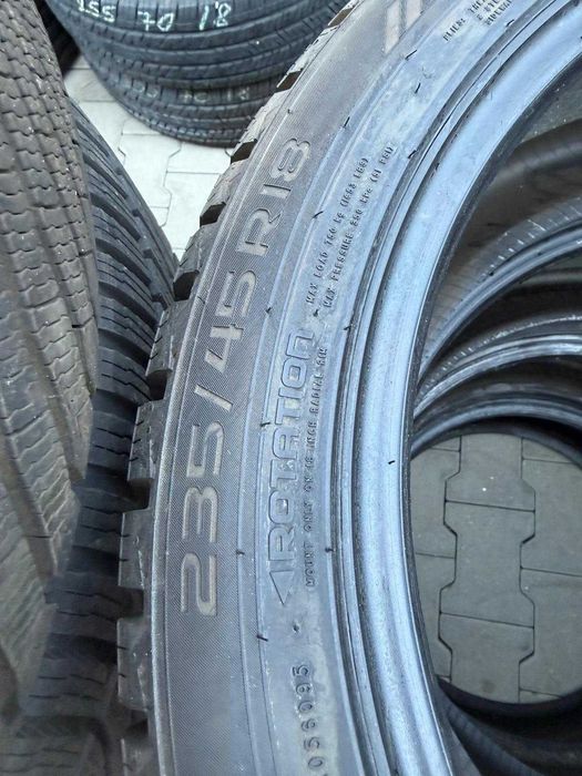 235 45 R18 Nokian iarna