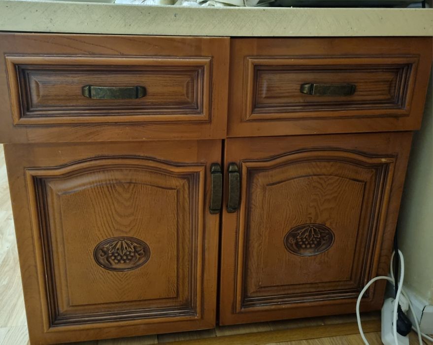 Продается кухонная мебель