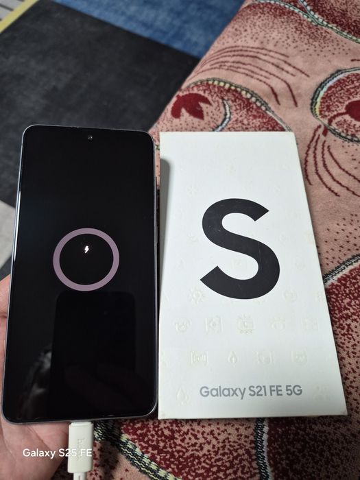 Продам тлф Samsung S 21 FE