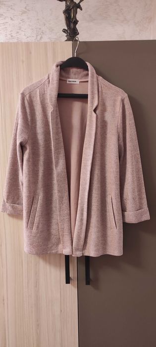 Шлифери, жилетки и други дрехи